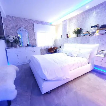 Апартаменты Piso De Vacaciones Moderno